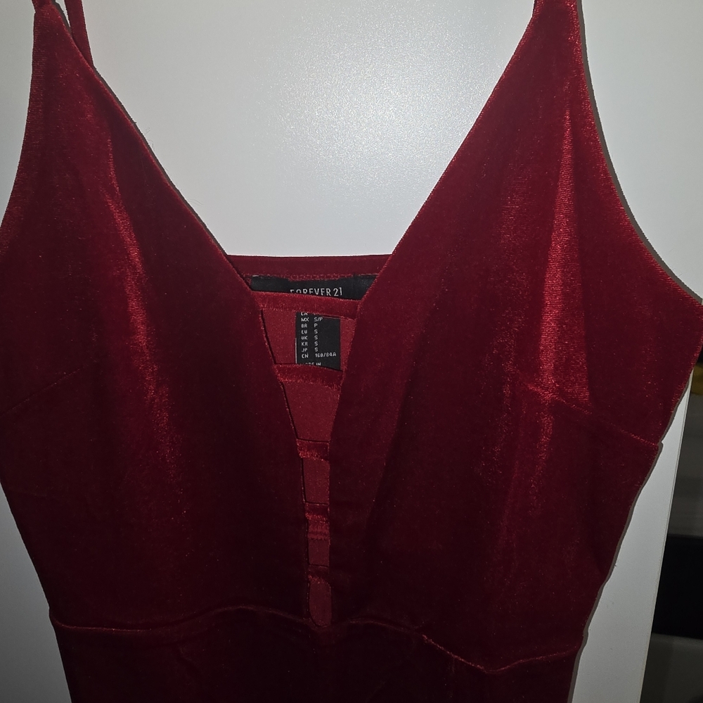 Small forever 21 velvet dress